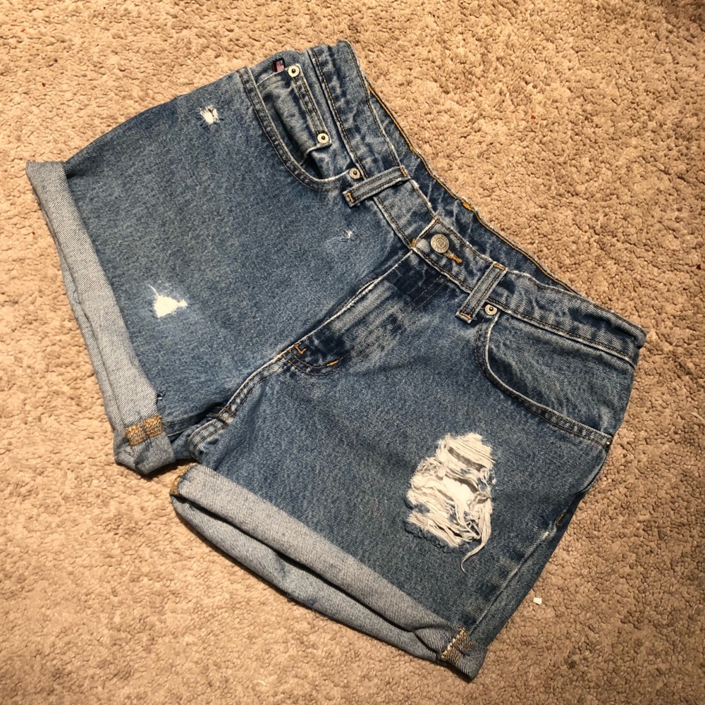 Vintage High Waisted Polo shorts!